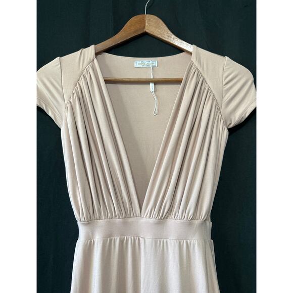 Sean with Ohpolly.com NWOT Wide Leg Jumpsuit 2 Tan Ruched Low Cut City Chic - Picture 4 of 14